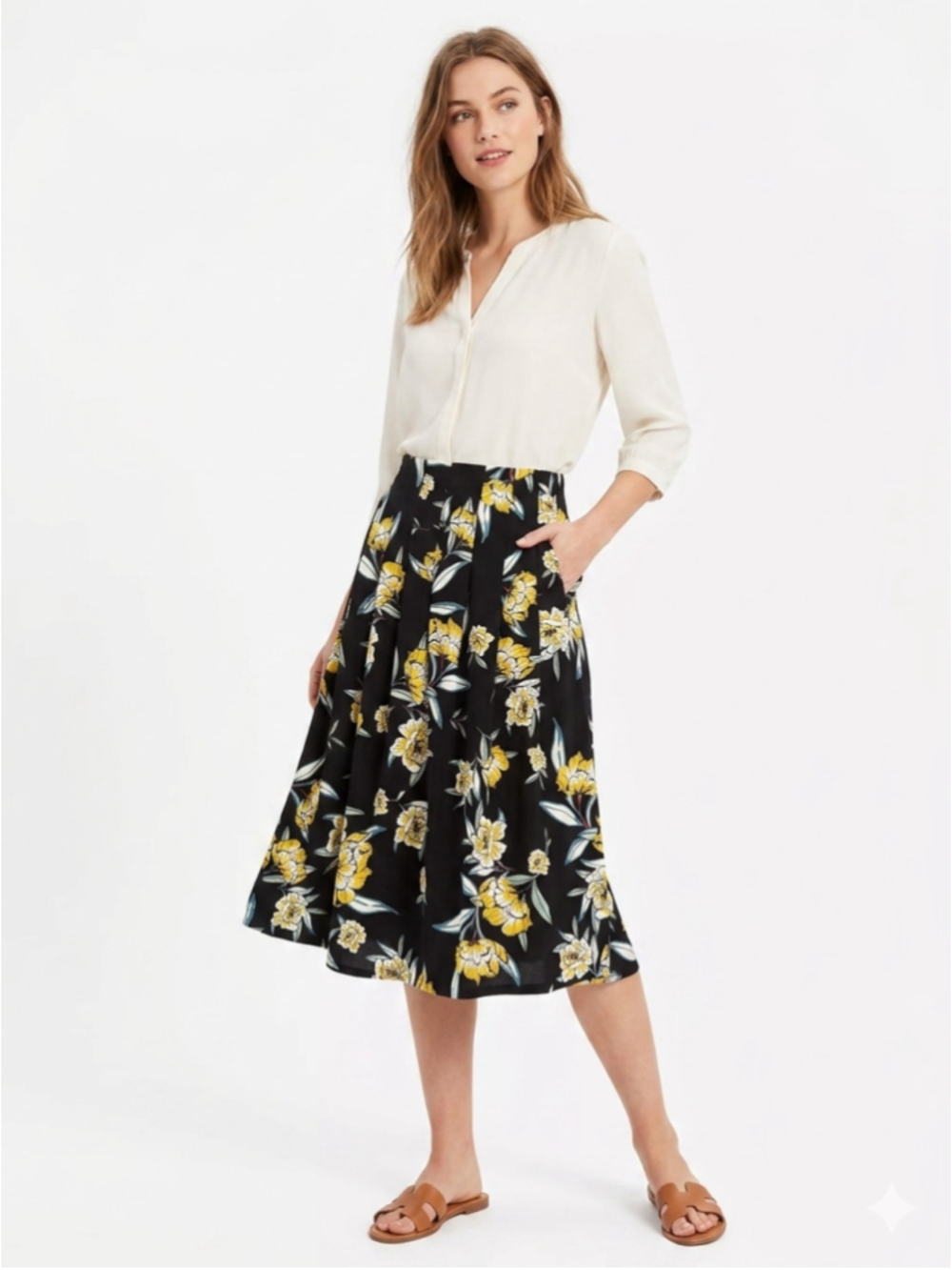 Women's Zara Floral Pleated Midi Skirt Size Medium Black Yellow 739